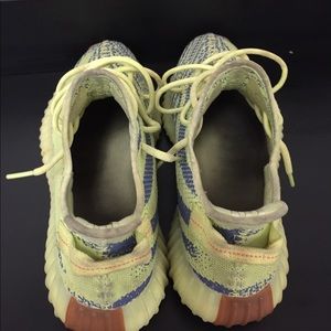 Yeezy volt 350 Boost